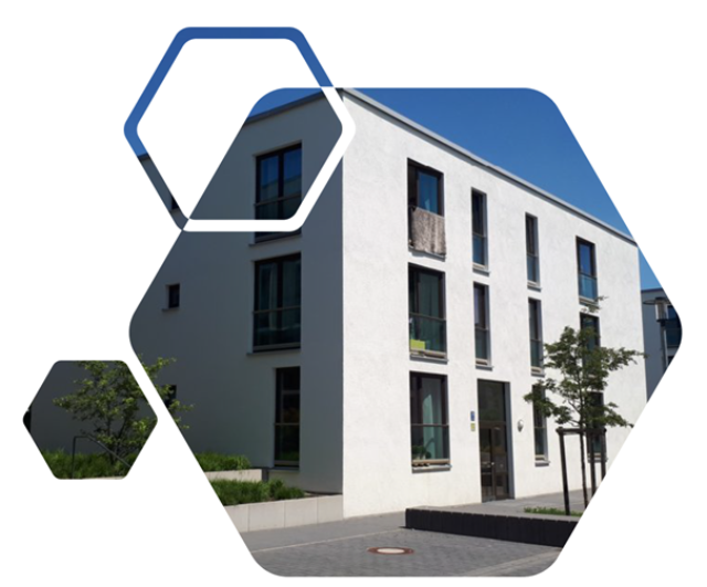 Gruppenfoto CENERGIE-Mitglieder Gruppenfoto einer Anzahl von Teilnehmer*innen des CENERGIE-Forschungsinstituts, die am 28.09.2022 im Rahmen des CENERGIE-Seminars in Präsenz teilnehmen konnten.