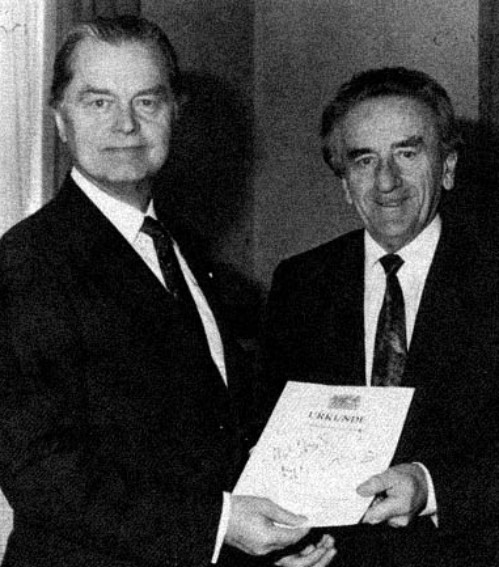 Erster Honorarprof (Quelle: Hochschule München) Erster Honorarprof