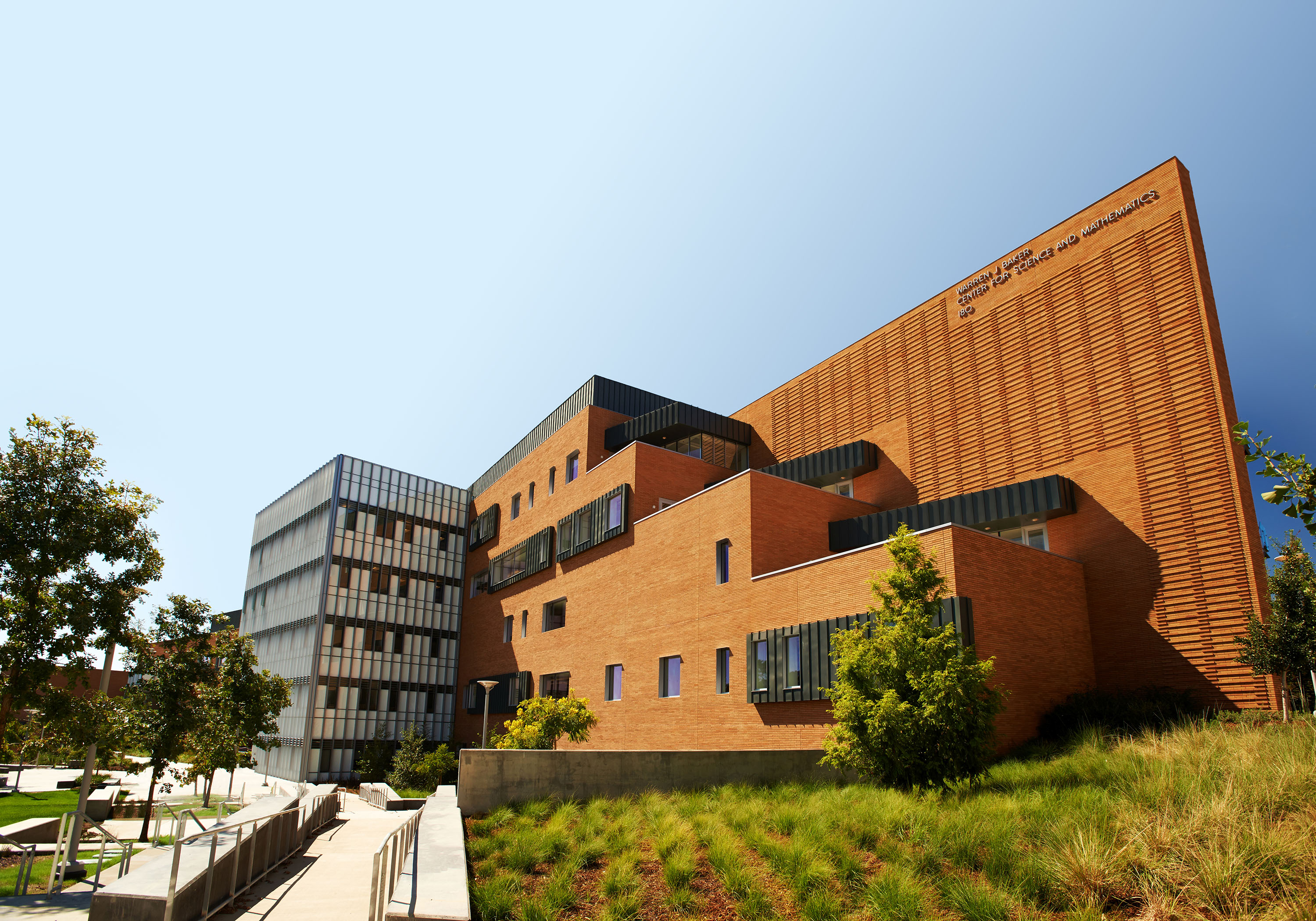 Building of the Baker Center for Science and Mathematics at Cal Poly