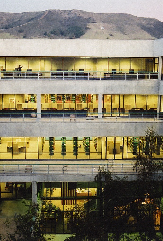 Evening atmosphere at the Cal Poly library