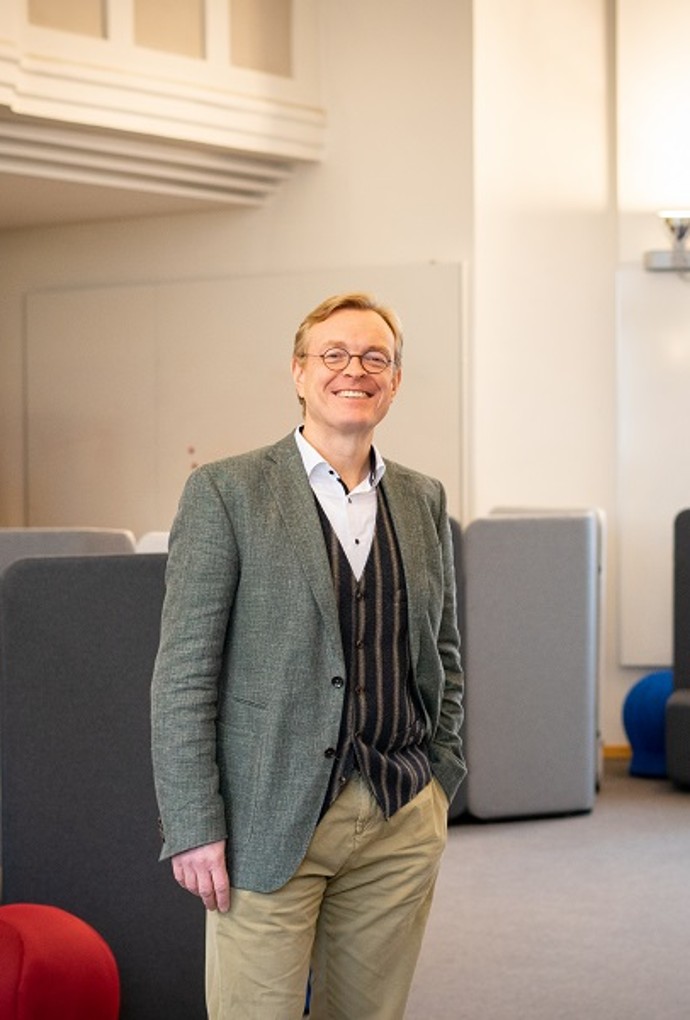 Prof. Dr. Steffen Steinicke