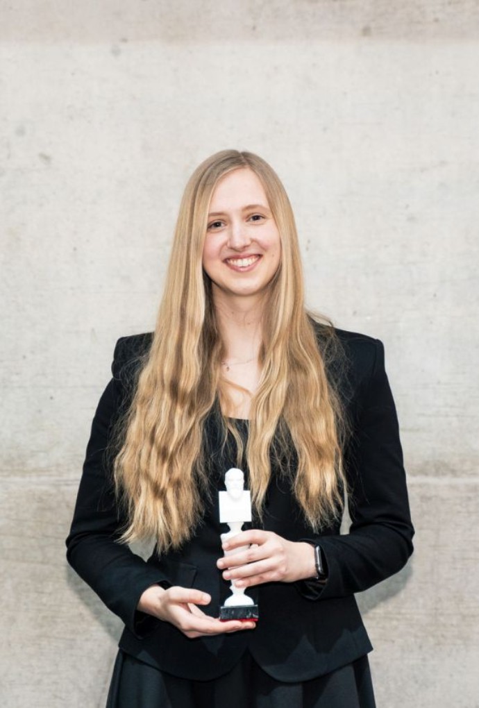 Liliane Filthaut, Preisträgerin Studienabschluss Bachelor