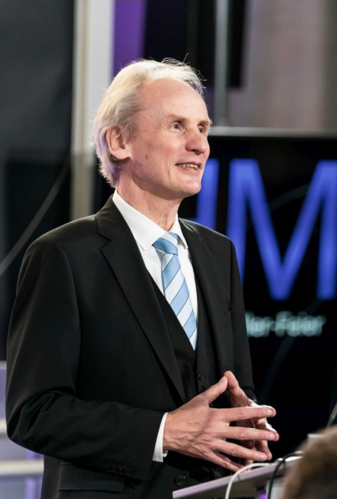 HM-Präsident Prof. Dr. Martin Leitner bekannte sich als Fan des Bond-Films Casino Royale