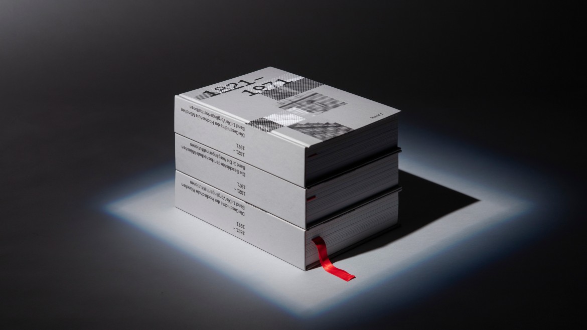 Geschichtspublikation Buch HM
