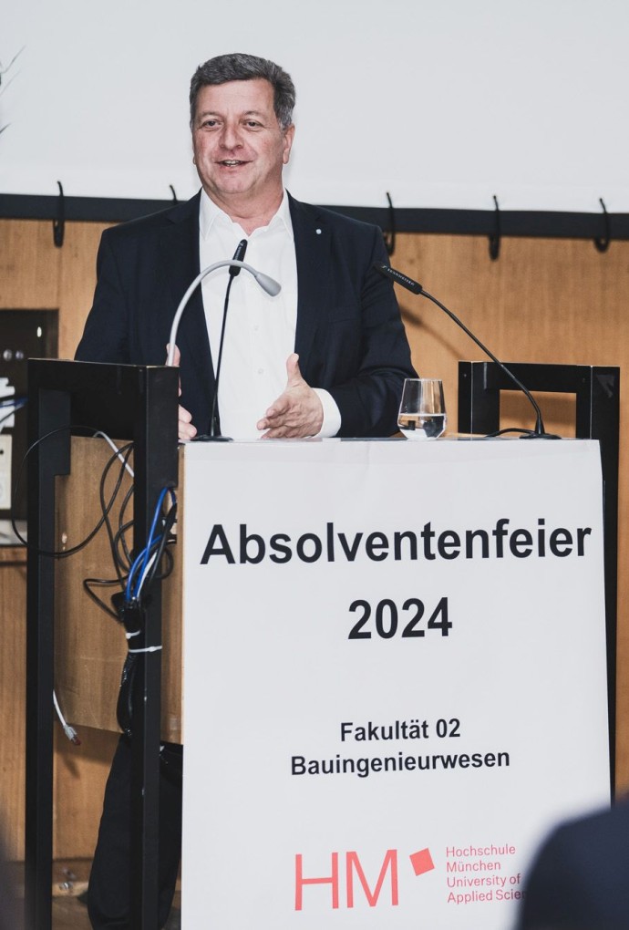 Absolventen der FK02
