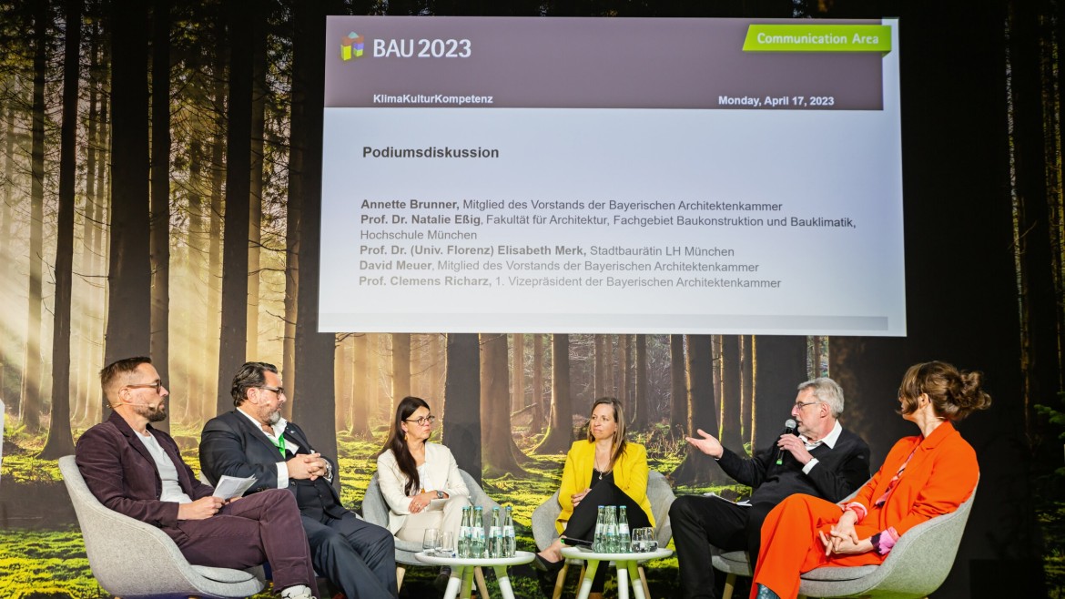 Podiumsdiskussion BAU 2023