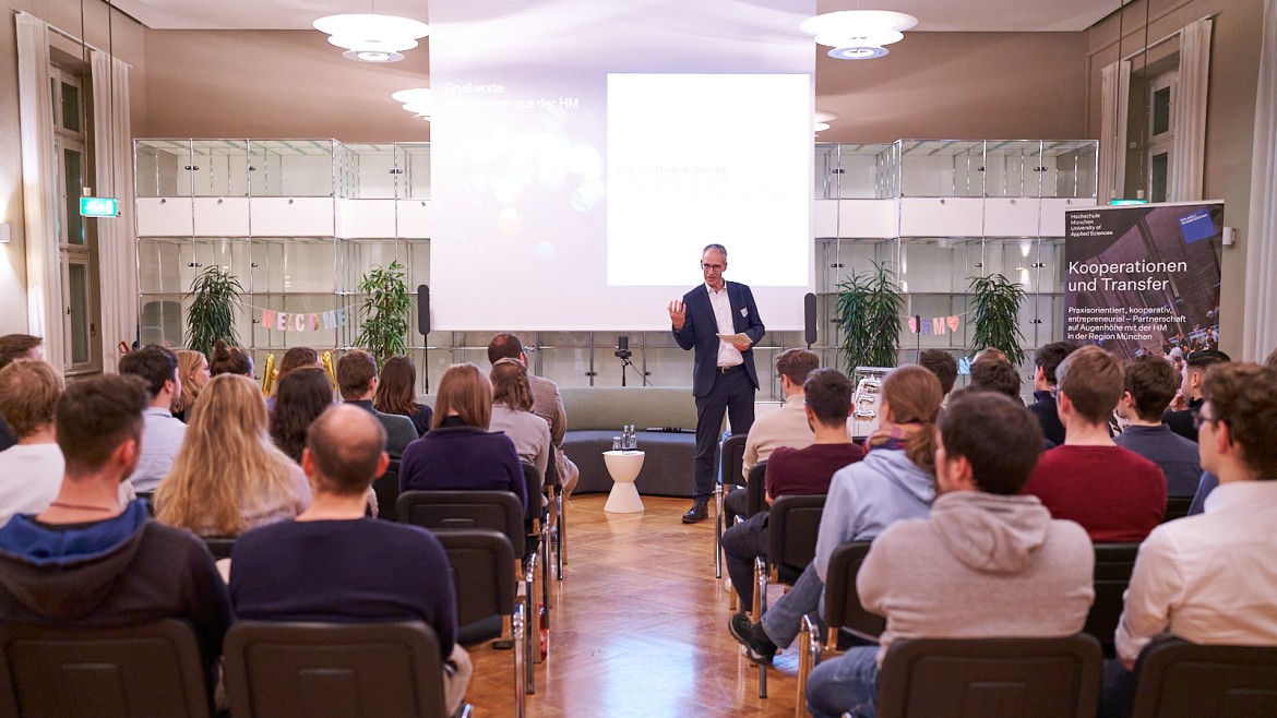 TalentE-Alumni-Event Rede von Prof. Dr. Stumpp