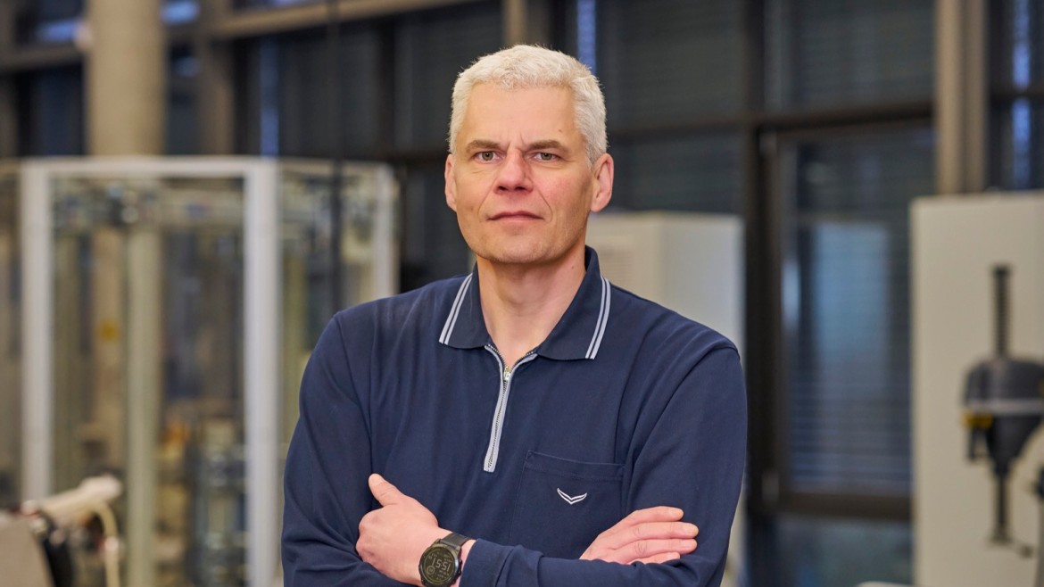 Dr. Michael Brandes