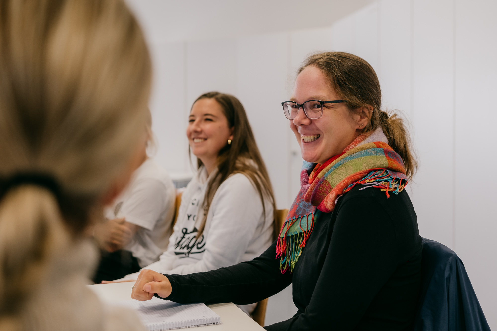 Studierende des Masters Mental Health stellen sich gegenseitig vor.