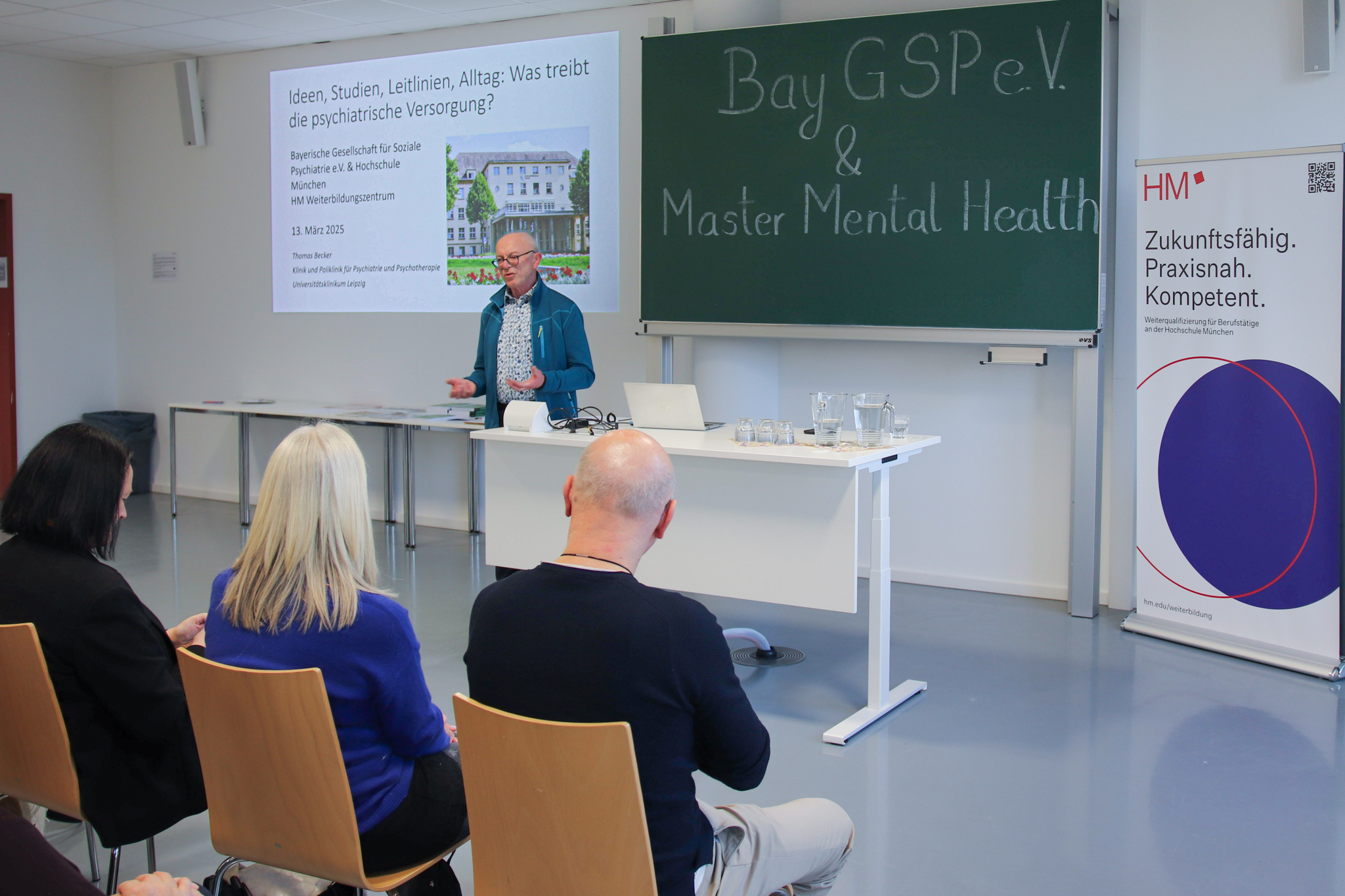 Manfred Jehle, Vorstand des BayGSP e.V., mit einleitenden Worten.