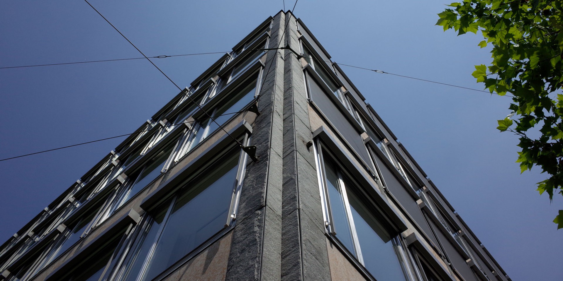 Außenansicht des Gebäudes Karlstraße 6