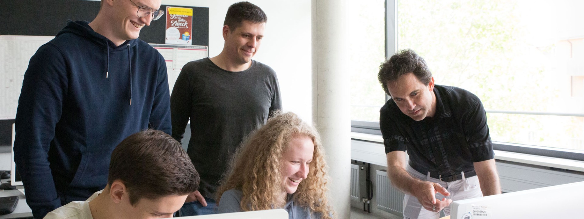 Studienangebot Wirtschaftsinformatik - Informationstechnologie