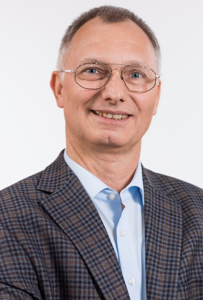 Prof. Peter Gebhard