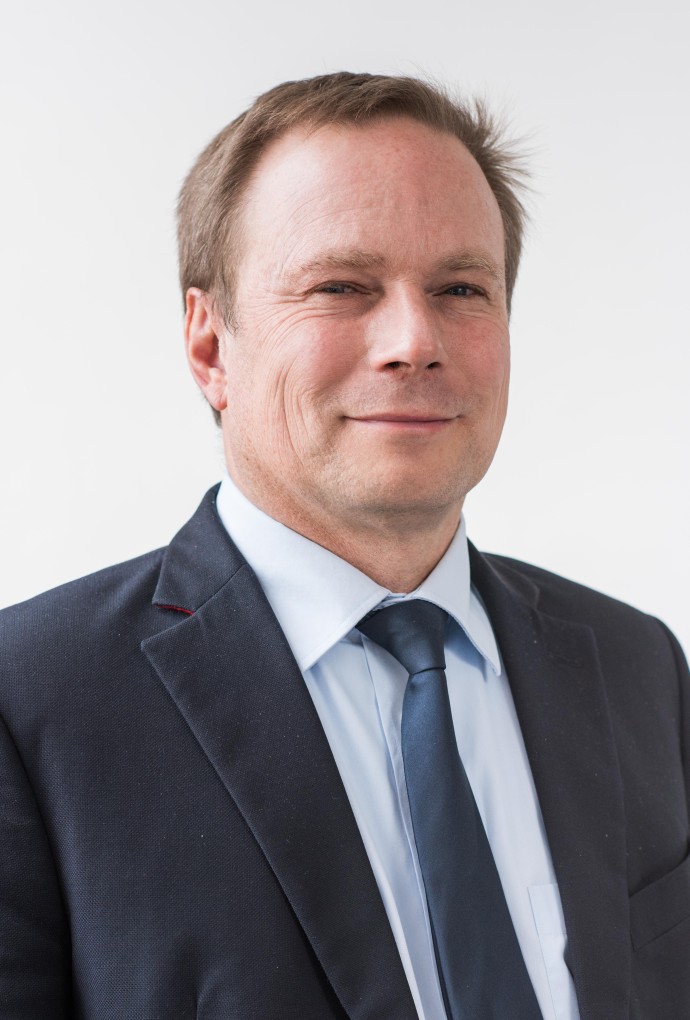 Prof. Lothar Schmidt