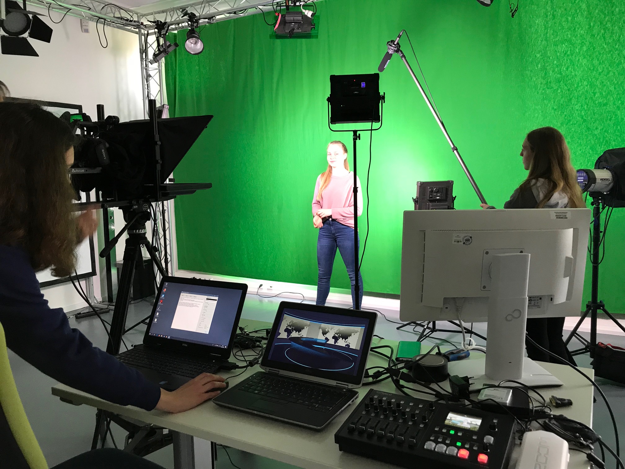 Im Videostudio mit Greenscreen