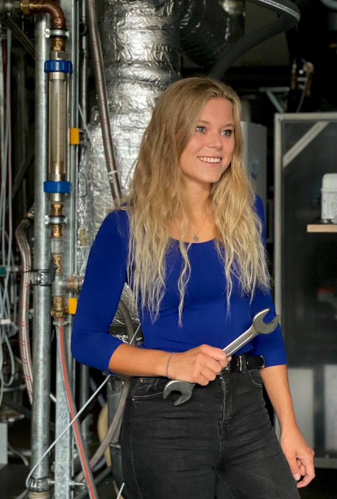 Studierende im Labor