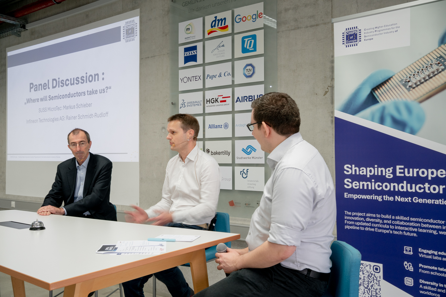 Rainer Schmidt-Rudloff (Infineon Technologies AG), Markus Schieber (SUSS MicroTec SE), Christian Manneschmidt (European Center of Power Electronics)