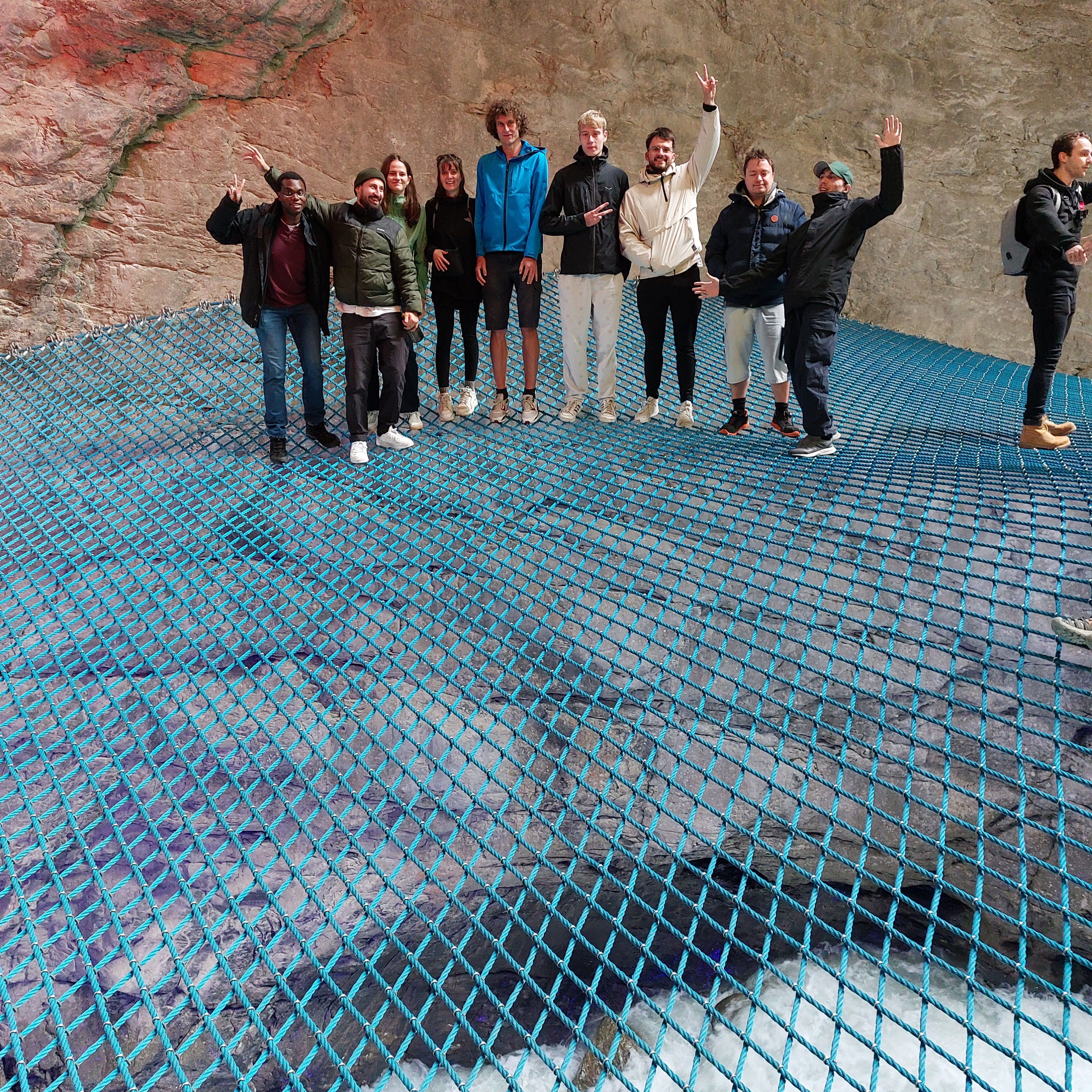 Gruppenbild auf Gitterplateau