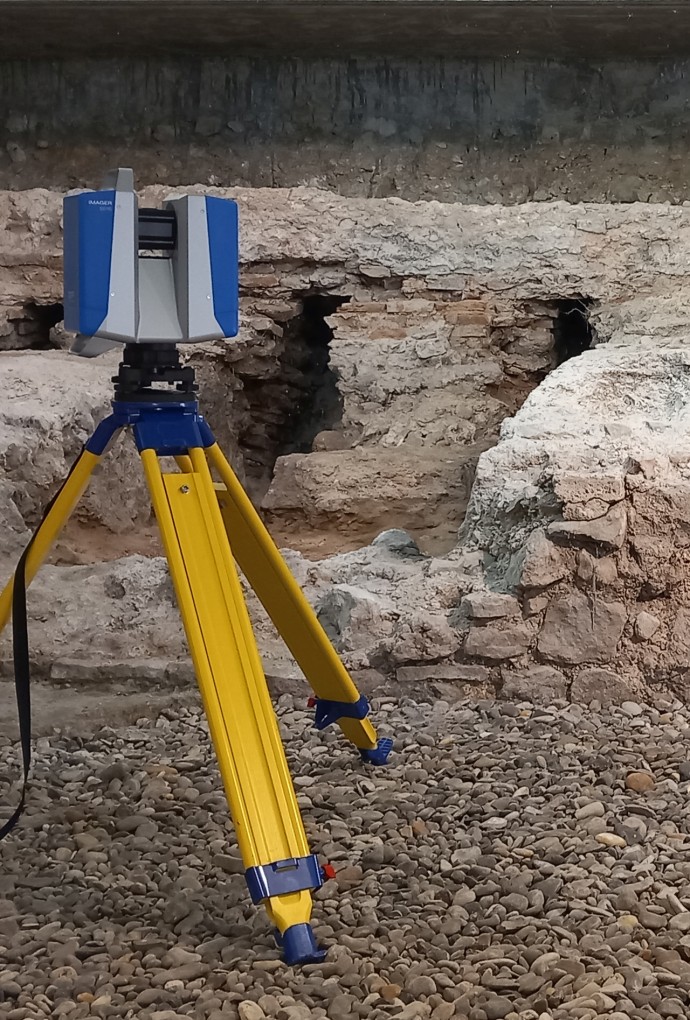 Scanner im Ausgrabungsbereich