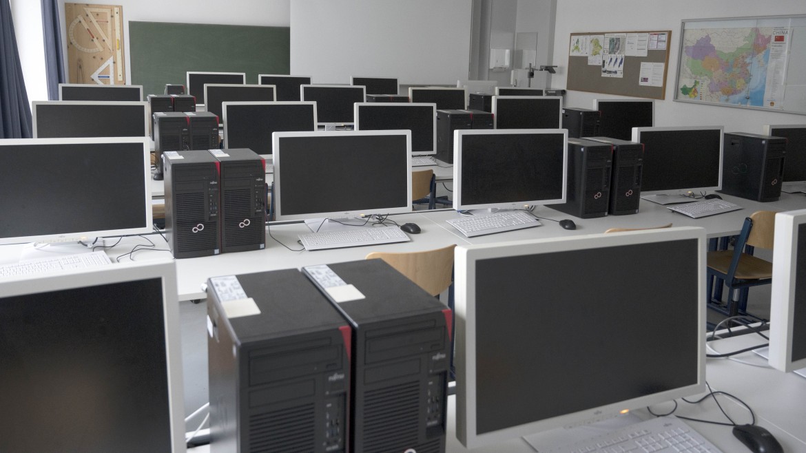 Hörsaal mit PC's