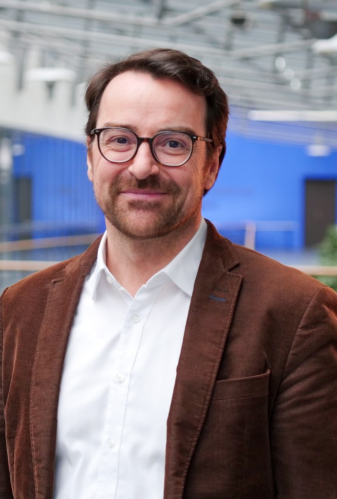 Portrait Prof. Dr. Herbert Gillig