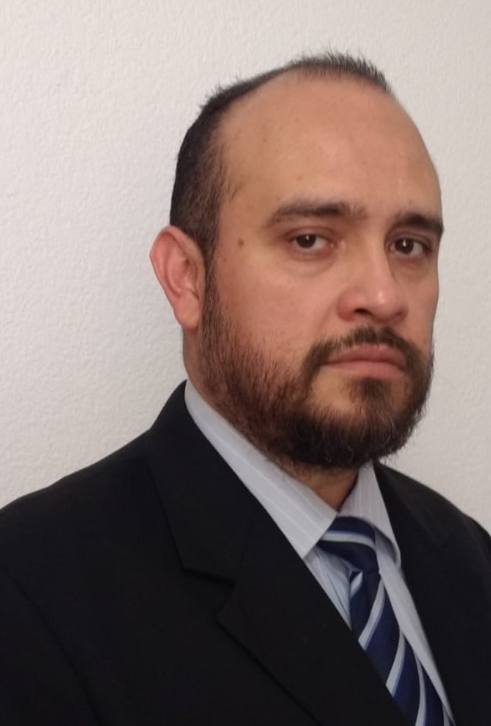 Portraitbild, Dr. Marco Paz Ramos