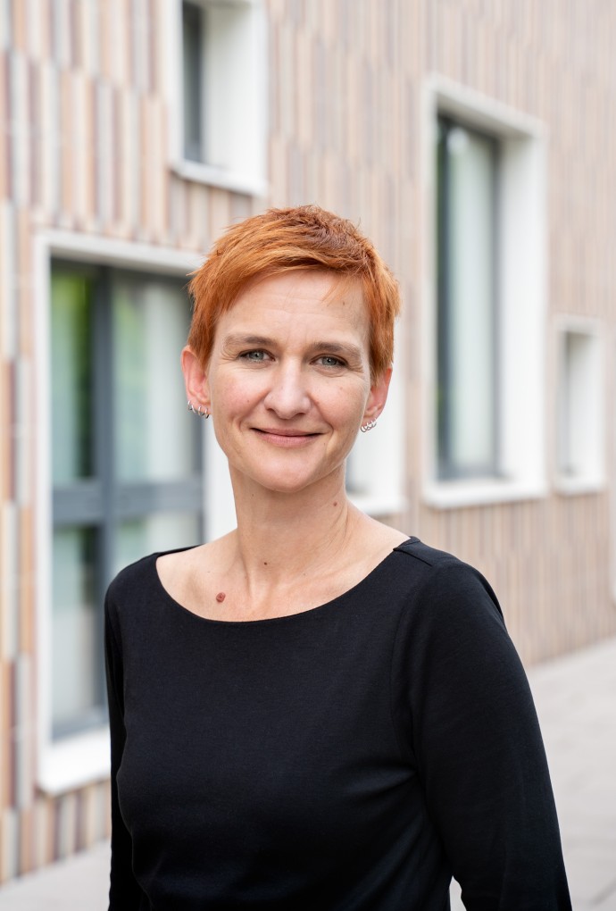 Prof.Dr. Nicole Brandstetter (Johanna Weber) Portrait von Frau Prof. Dr. Nicole Brandstetter