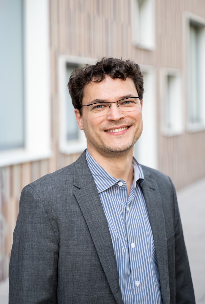 Portrait von Prof. Dr. Peter Jandok