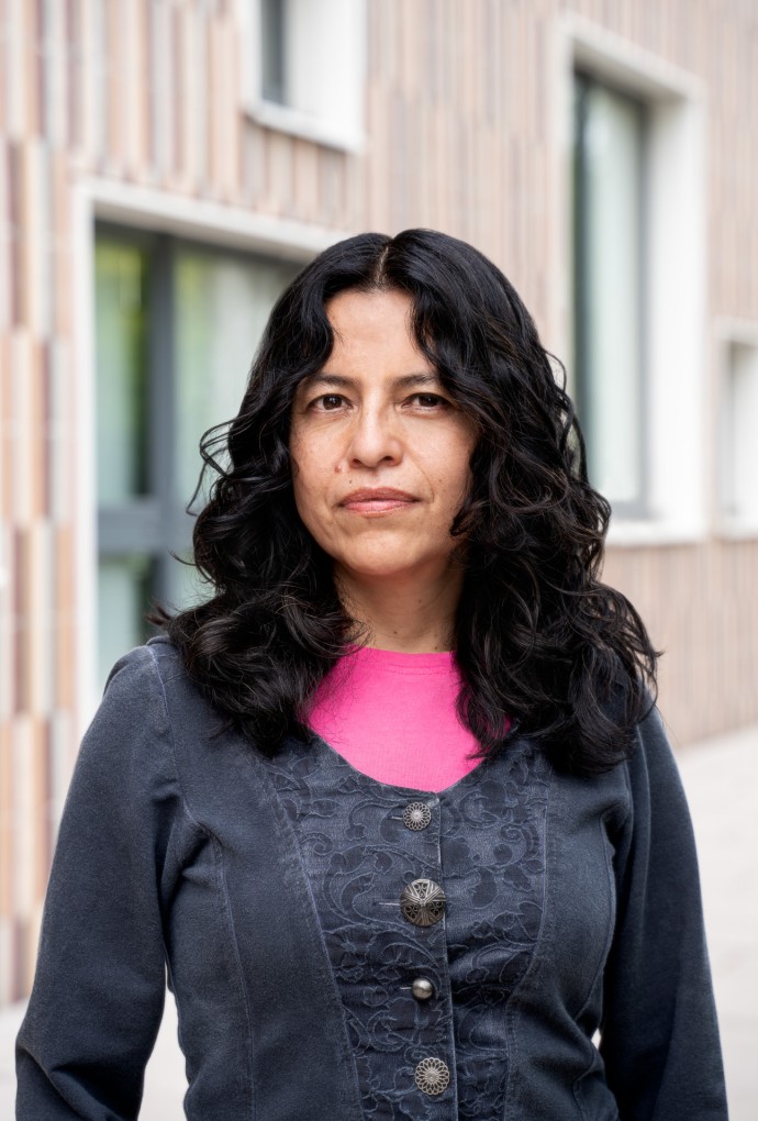 Porträt Dr. Luz Emilia Minera Reyna