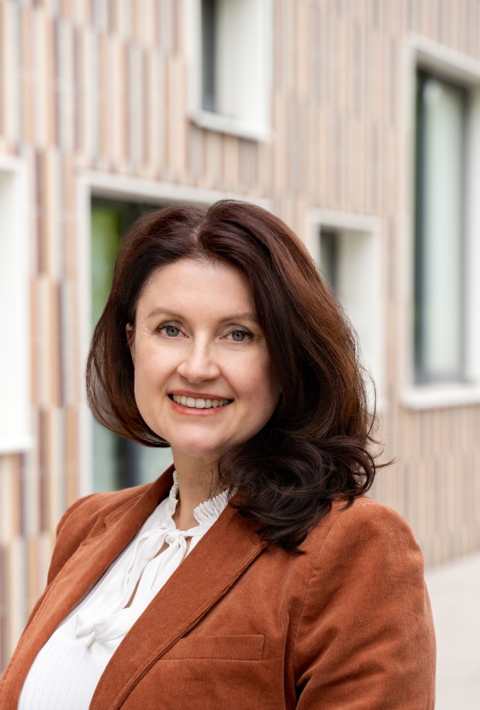 Porträt von Christine Schrödl
