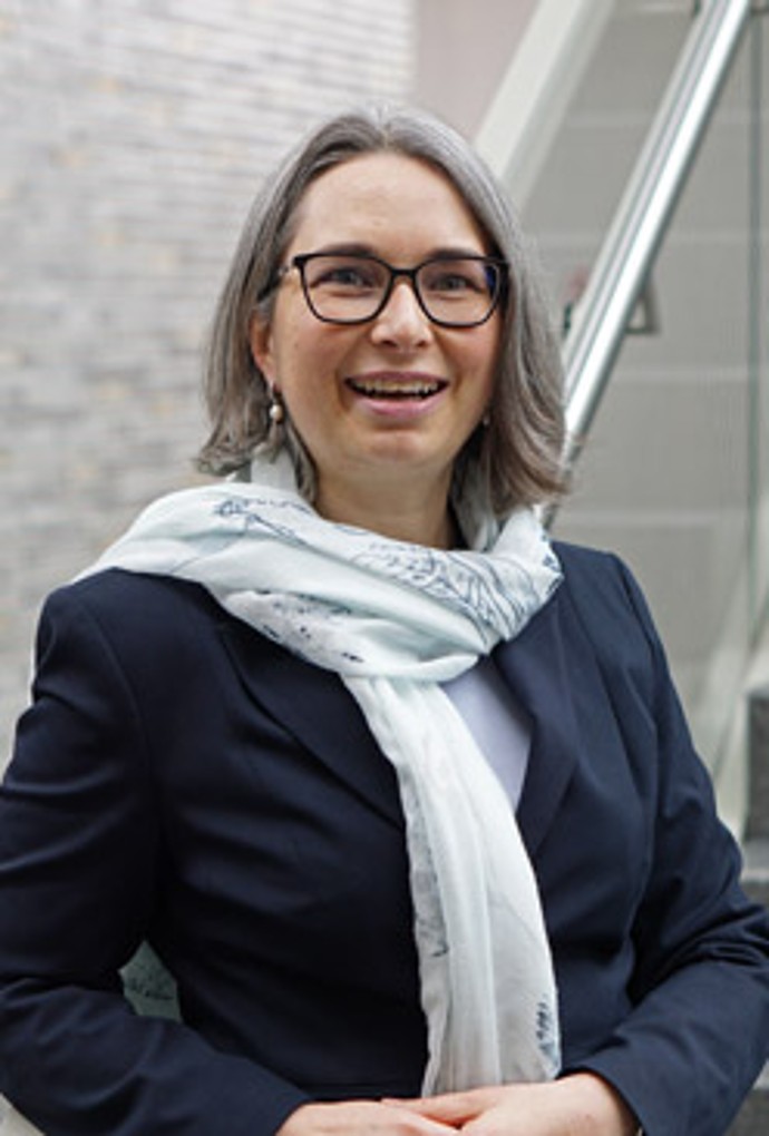 Portrait von Yvonne Weber