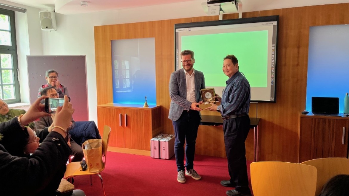 Delegation der SWU Bangkok zu Besuch an der FK14
